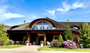 Dworek Góralski, Lodygowice